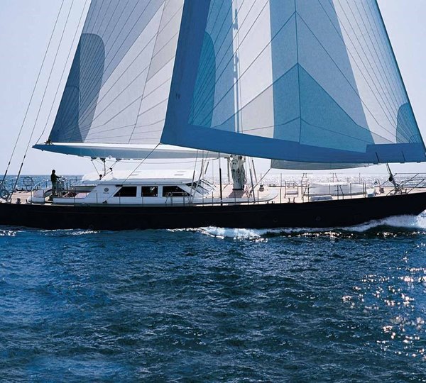 heritage m yacht